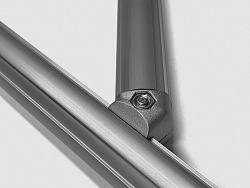 Соединитель трубных профилей Ф28 внутренний под углом 45 гр., B401